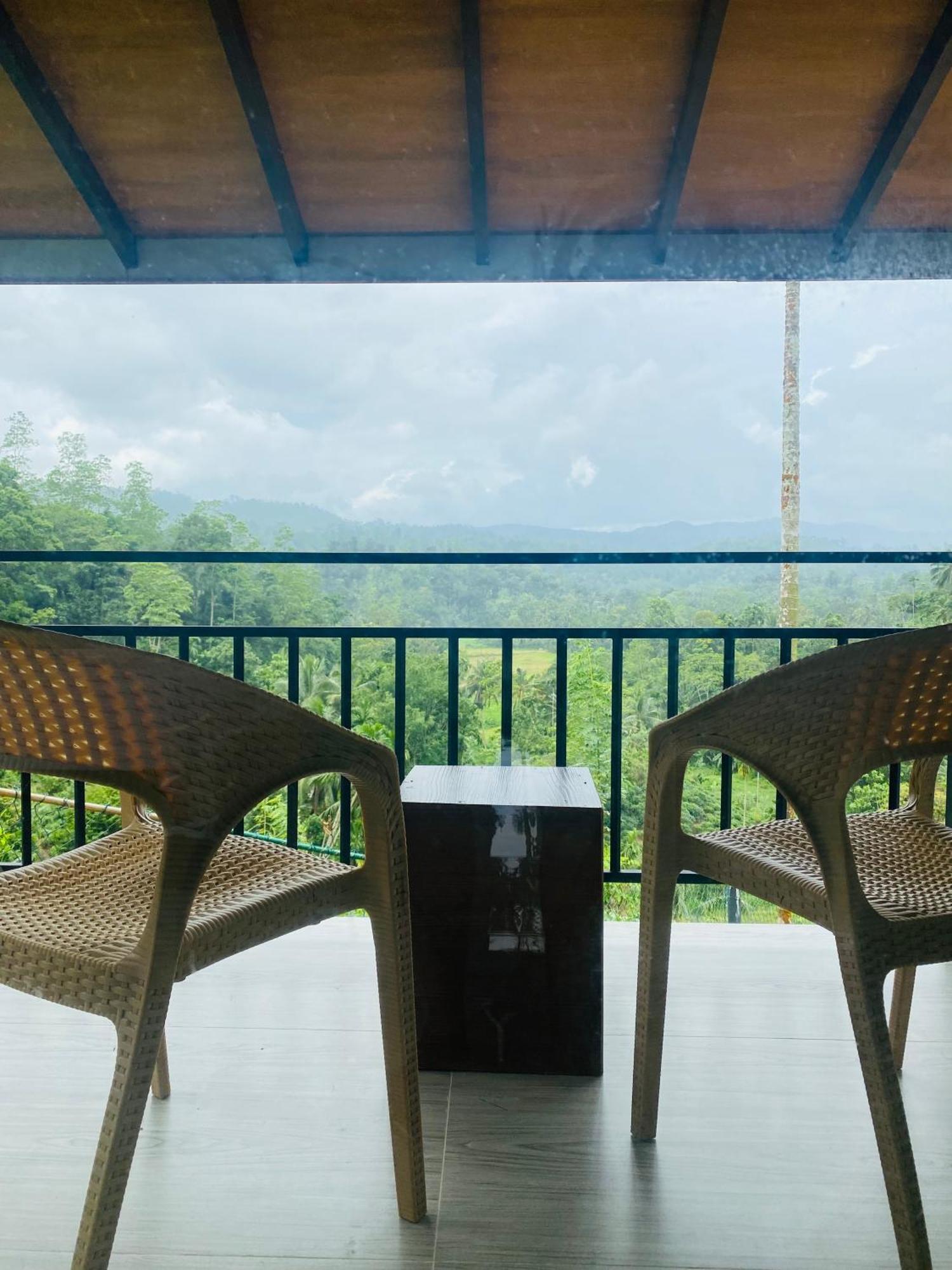 Rainforest Mount Lodge 代尼耶耶 外观 照片